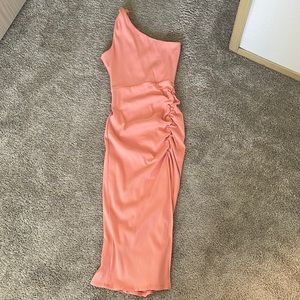 Lulus peach one shoulder bodycon midi dress